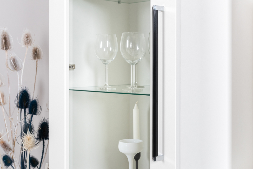 Шкафы распашные, Шкаф-пенал Валенсия 13.218